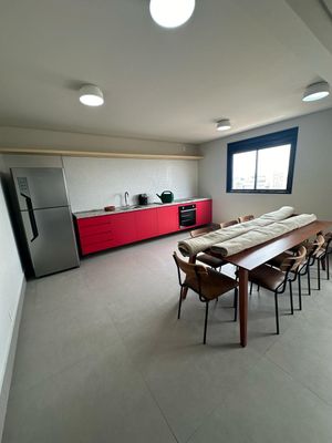 Image 3 - 897765