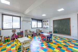 Image 3 - 897770