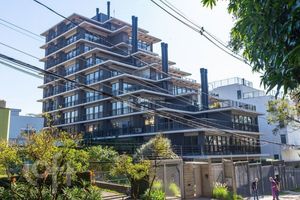 Image 31 - 897811