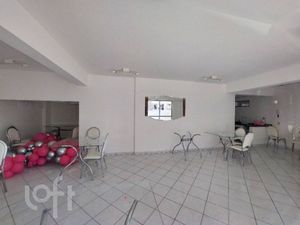 Image 37 - 897824