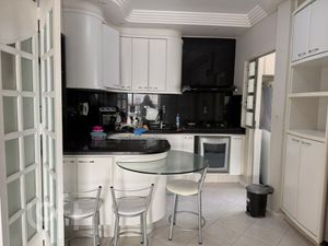 Image 8 - 897824