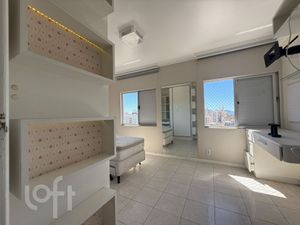 Image 7 - 897824
