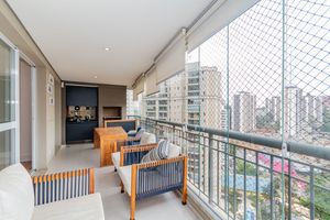 Image 4 - 897825