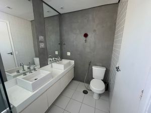 Image 19 - 897825