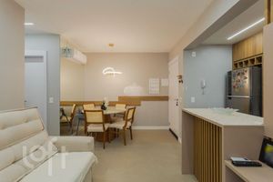 Image 3 - 897826