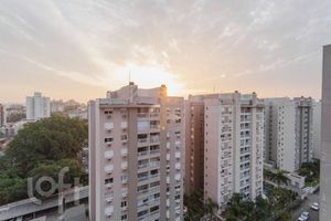Image 16 - 897826