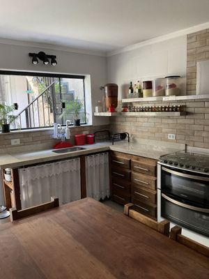 Image 9 - 897835