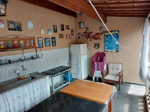 Image 34 - 897835