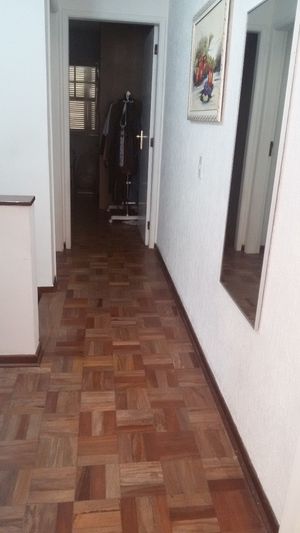 Image 12 - 897835