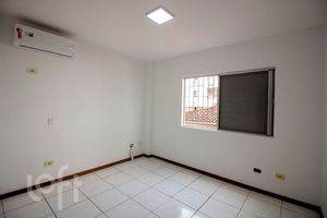 Image 11 - 897838