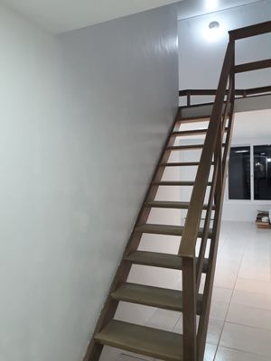 Image 19 - 897840
