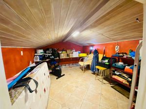 Image 31 - 897844