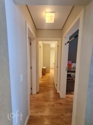 Image 8 - 897849