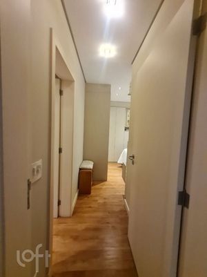 Image 15 - 897849
