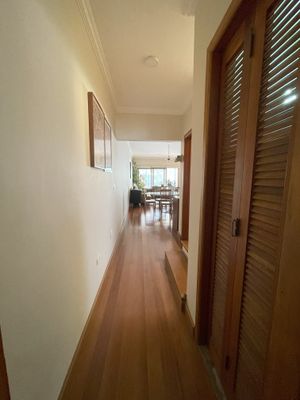 Image 25 - 897925