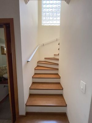 Image 30 - 897925