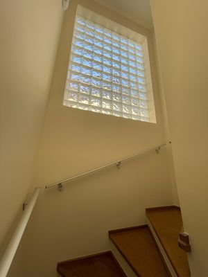 Image 32 - 897925
