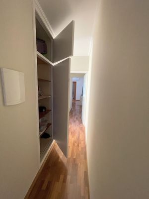 Image 50 - 897925