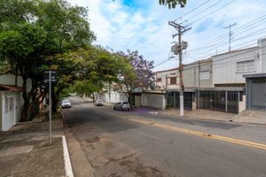 Image 17 - 897928