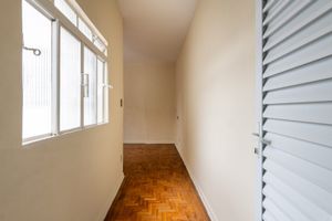 Image 15 - 897928