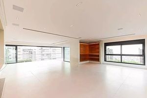 Image 3 - 897930