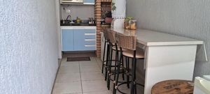 Image 11 - 897931