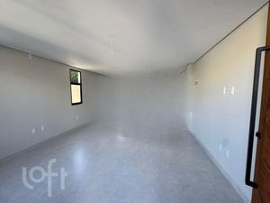 Image 7 - 897932