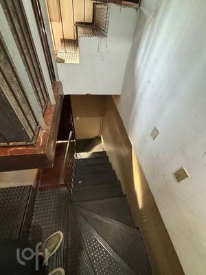 Image 16 - 897934