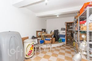 Image 80 - 897935