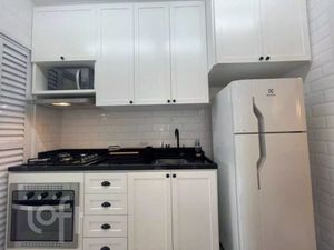 Image 9 - 897936