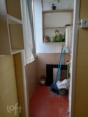 Image 7 - 897937