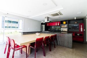 Image 22 - 897938