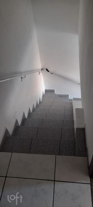 Image 6 - 897942