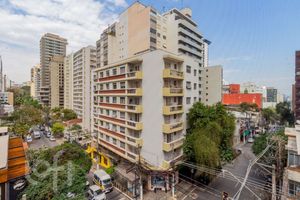 Image 28 - 897943