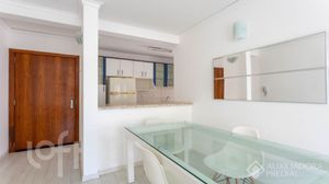 Image 9 - 897956