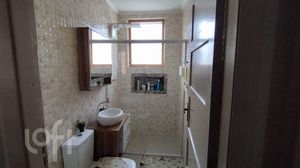 Image 11 - 897963