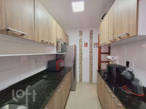 Image 9 - 897966