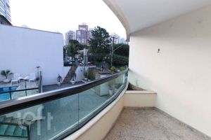 Image 9 - 897968