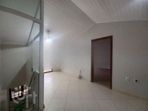 Image 12 - 897972