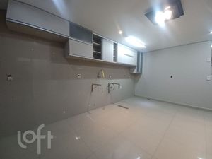 Image 3 - 897972