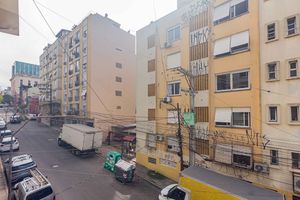 Image 5 - 897975