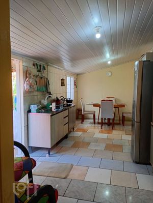 Image 19 - 897985