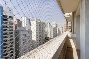 Image 4 - 897997