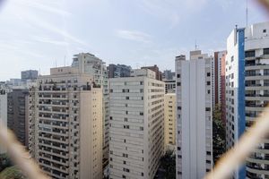 Image 13 - 897997