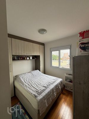 Image 6 - 898017