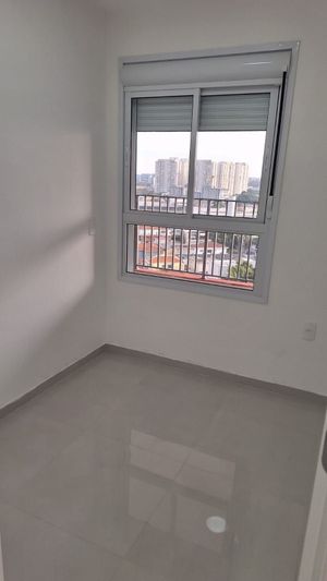 Image 5 - 898021