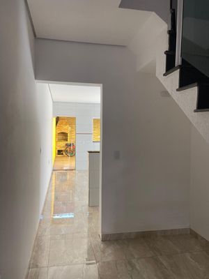 Image 3 - 898036