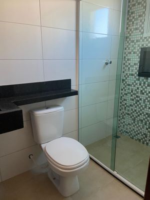 Image 19 - 898036