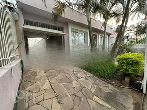 Image 1 - 898040
