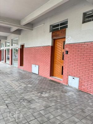 Image 7 - 898051